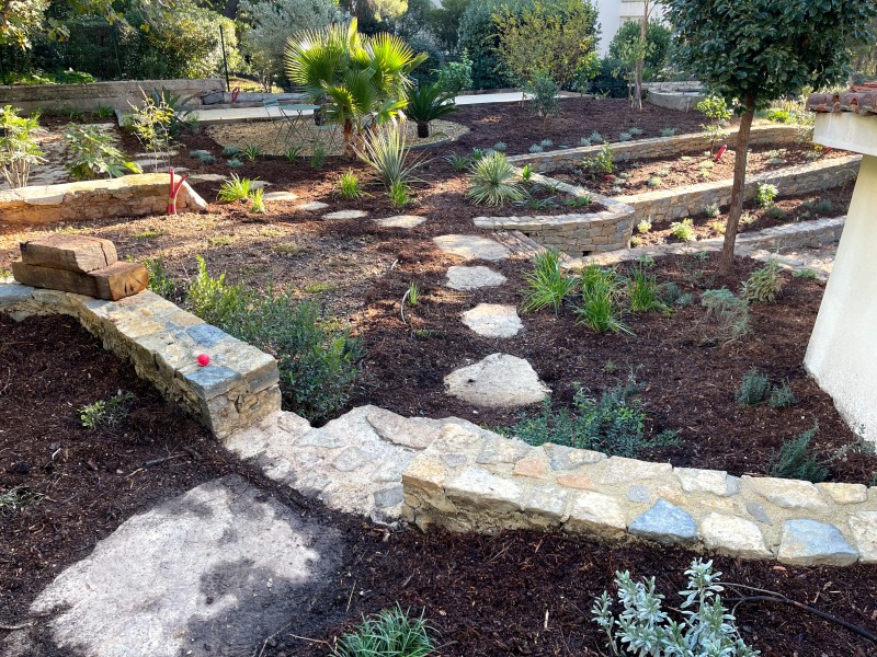 Création d'un jardin complet à la Seyne sur Mer 